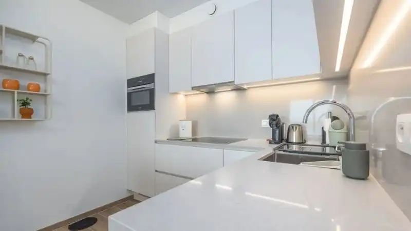 Luxe Appartement met frontaal zeezicht te koop in Oostende foto 5