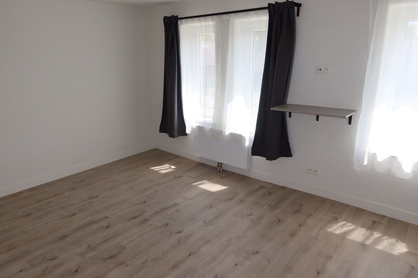 Gezellige en instapklare woning met 2 slk en grote tuin foto 14