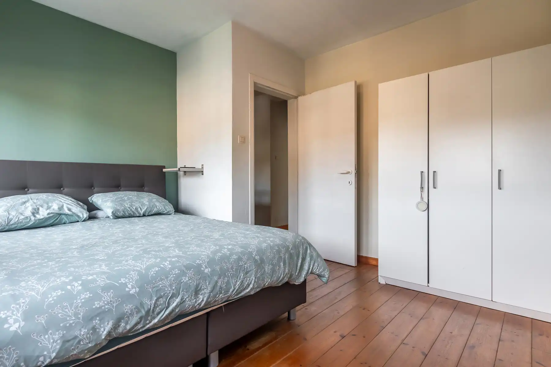 Charmante woning met 3/4 slaapkamers, garage en leuke tuin foto 15