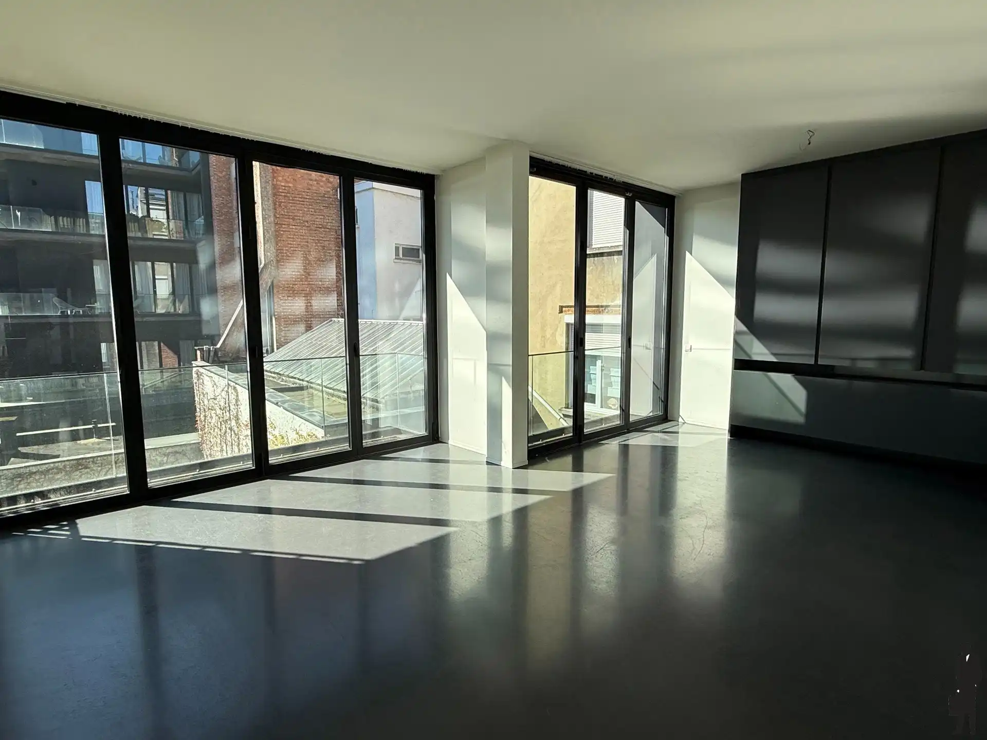 Luxe-loft in het hart van de stad. foto {{pictureIndex}}
