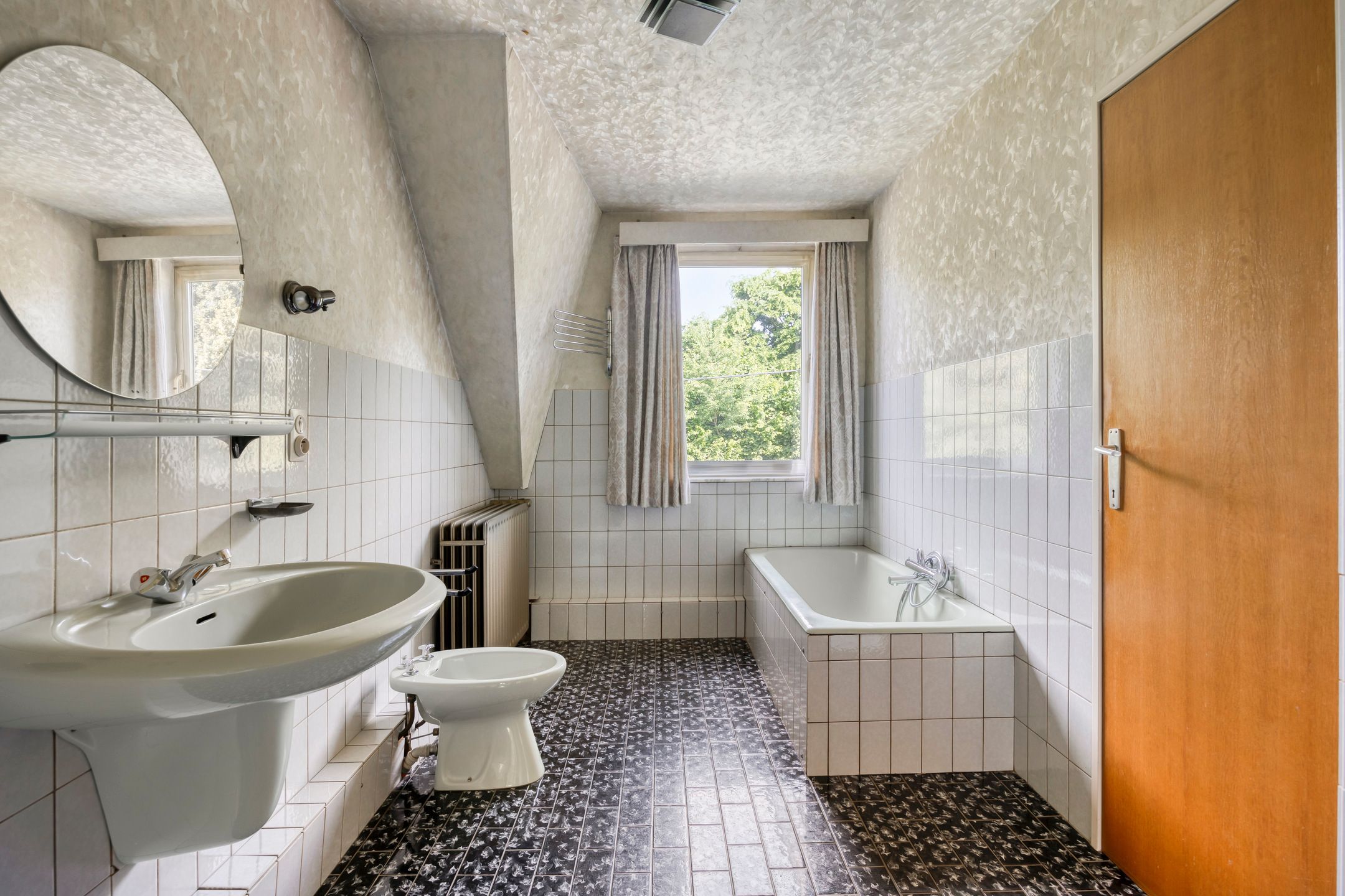Comfort en connectie: open, lichtrijke woning: 4 slpks, tuin foto 14