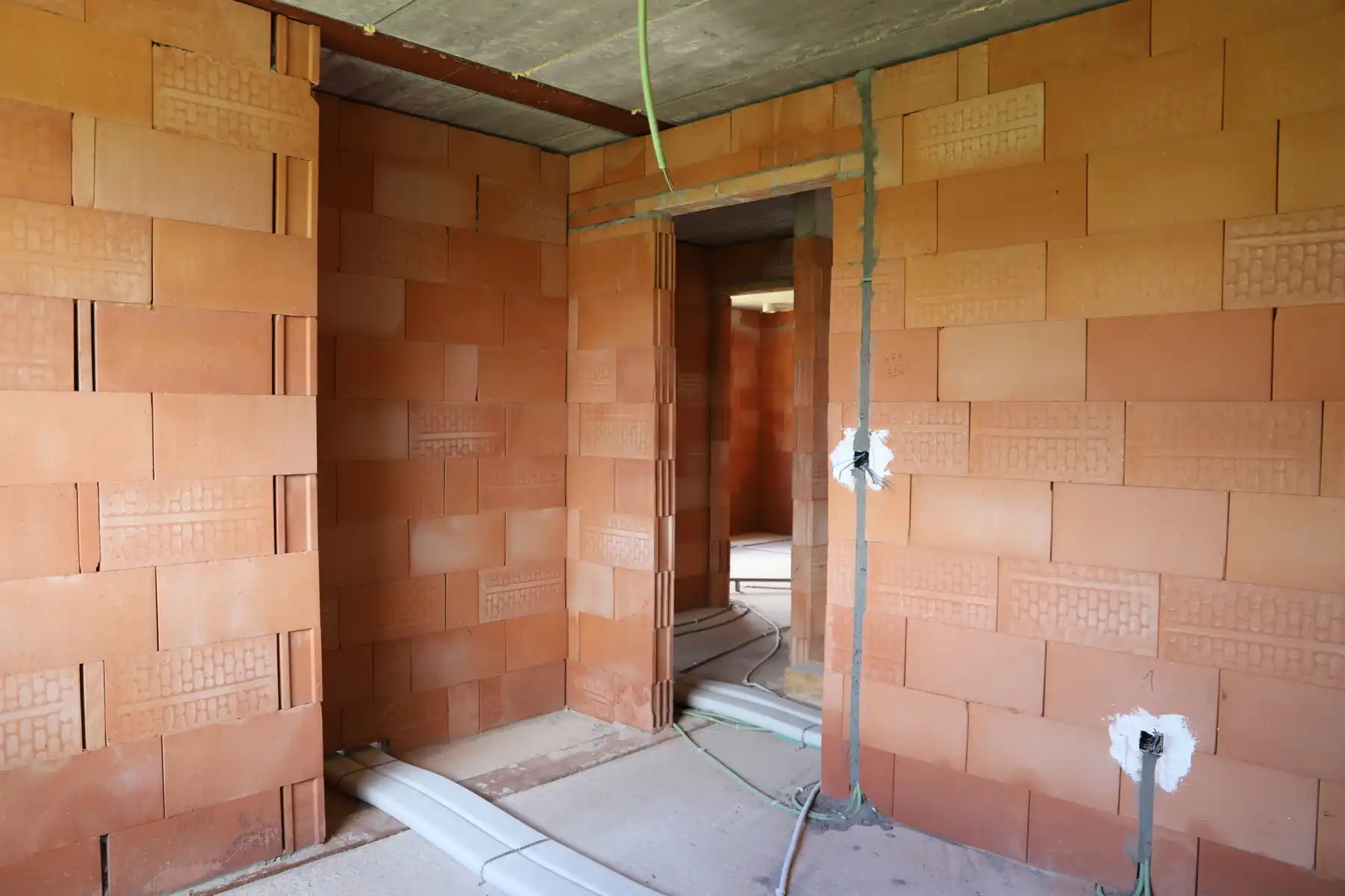 Halfopen nieuwbouwwoning in doodlopende straat foto 6