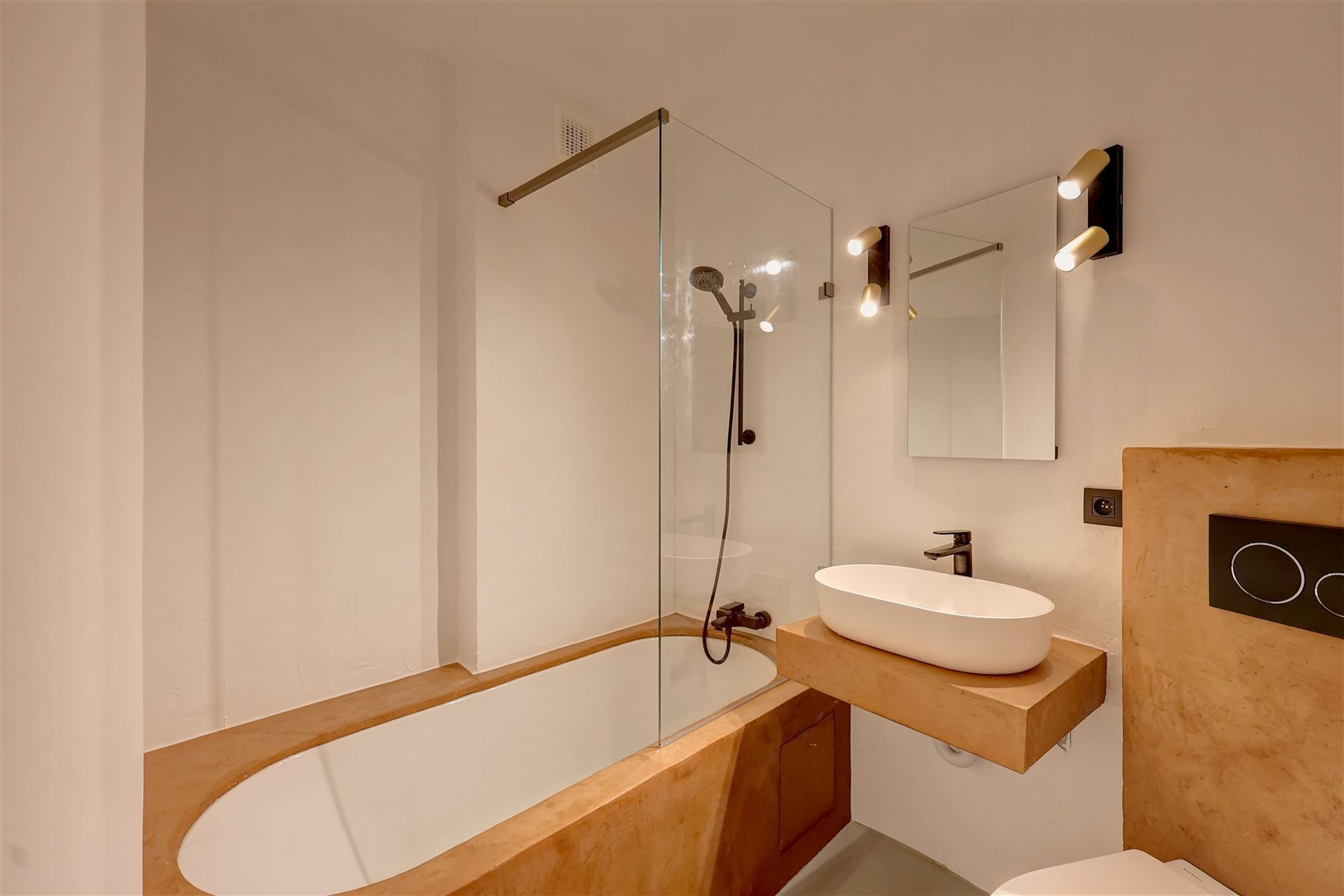 Gezellig appartement met 1 slaapkamer te huur op TOP locatie in hartje Antwerpen foto 9