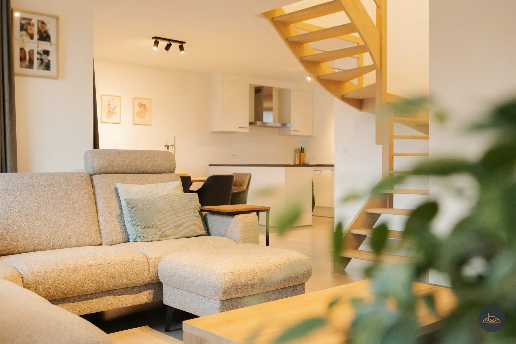 Energiezuinig, modern duplex appartement uit 2022 met terras foto 5