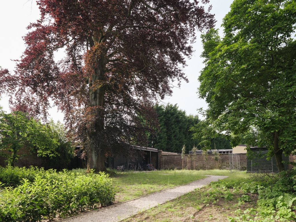 Stijlvol appartement met twee slaapkamers, terras en privatieve binnentuin met tuinpaviljoen foto 14