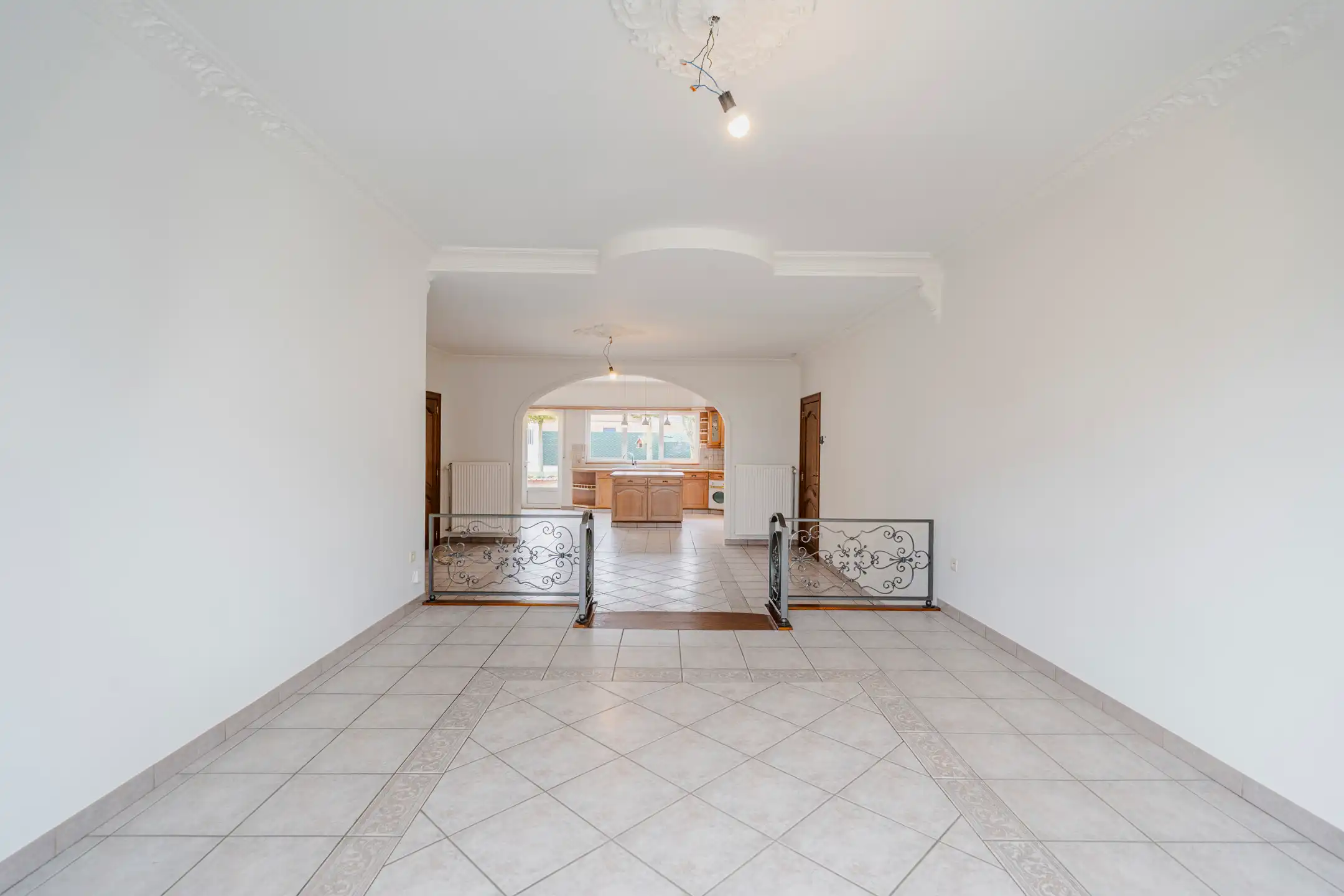 Prachtige dorpswoning op 1.099 m² foto 8