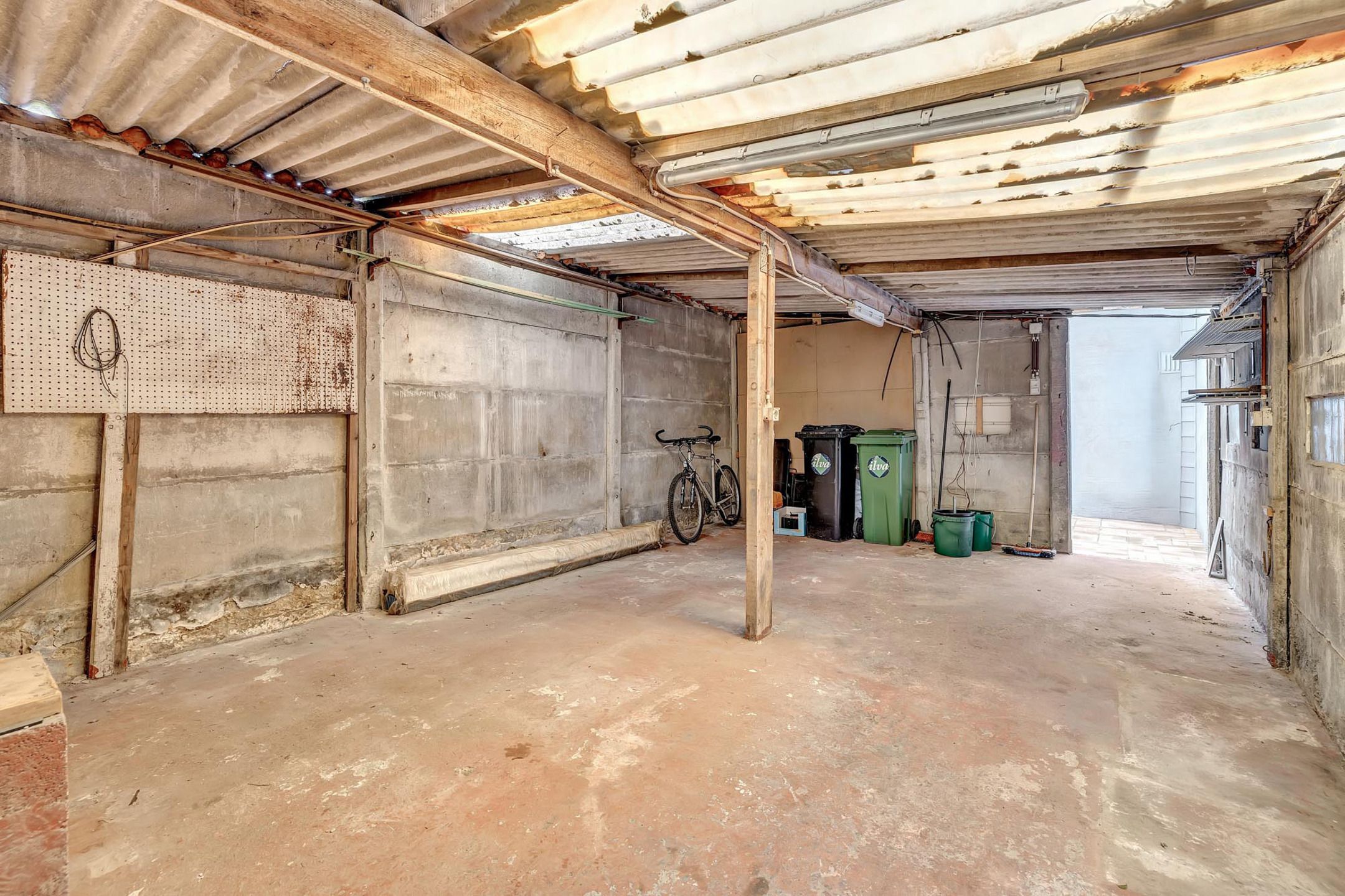 Te renoveren woning met 4 slaapkamers nabij centrum Ninove foto 10