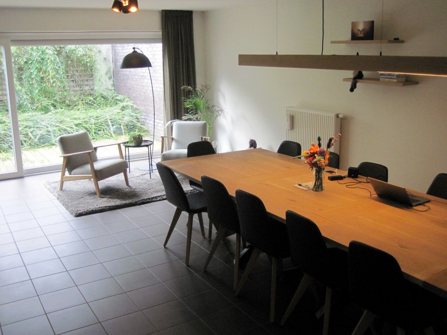 Multi-functioneel gelijkvloers appartement. Goeie commerciële ligging ! foto 3