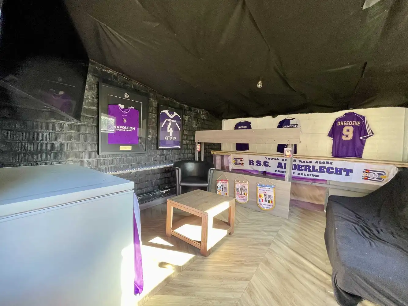 Instapklare gezinswoning met diepe tuin foto 19