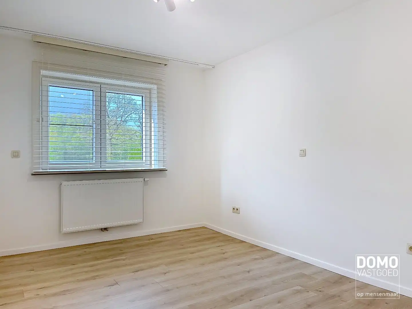 VOLLEDIG GERENOVEERDE WONING MET 3 SLAAPKAMERS EN ZUIDGERICHTE TUIN foto 20