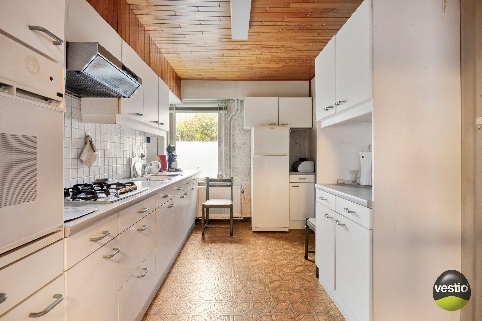 Rustig gelegen woning in Kermt op mooi perceel van 800 m². foto 9