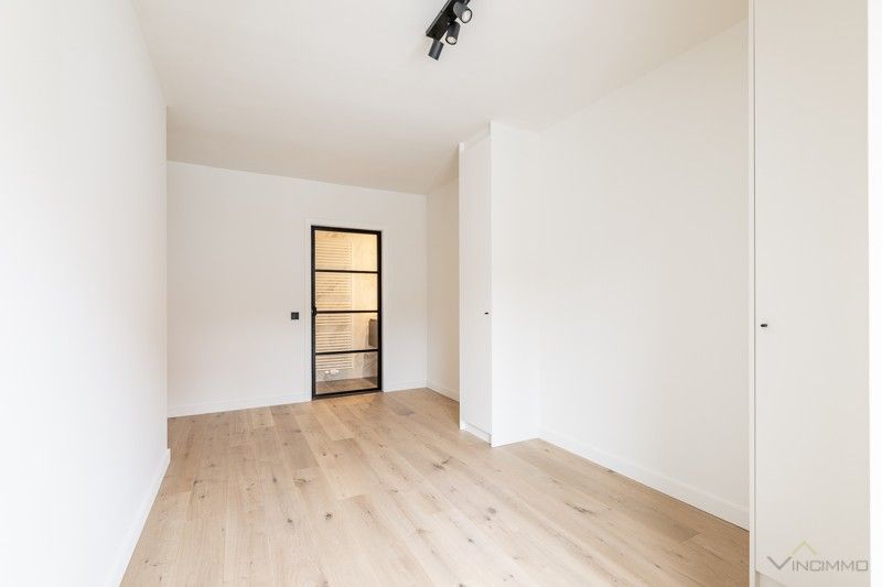 Prachtig gerenoveerd  energiezuinig duplexappartement op wandelafstand van de zee foto 17