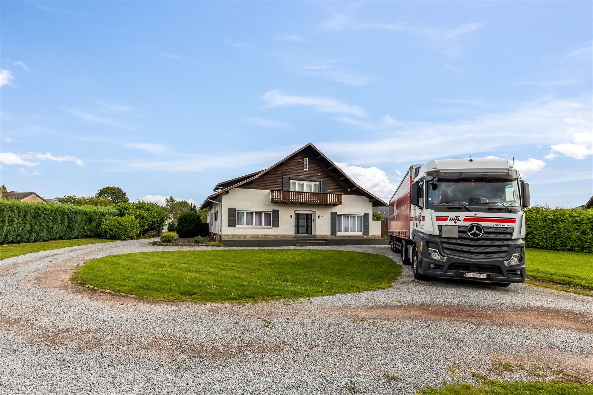 ZEER RUIME VILLA INGEDEELD ALS TWEEWOONST MET 6 SLAAPKAMERS OP EEN RUIM EN UITGESTREKT PERCEEL VAN 26ARE 69CA TE BEVERLO foto 21