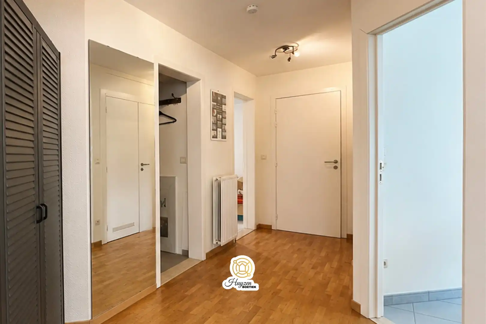 TE KOOP: Ruim hoekappartement in Nieuwpoort-Stad foto 4