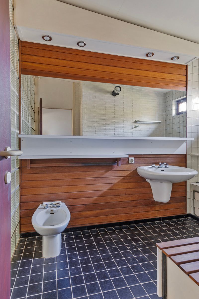 Te renoveren architecturale villa op ruim perceel van 18are foto 20