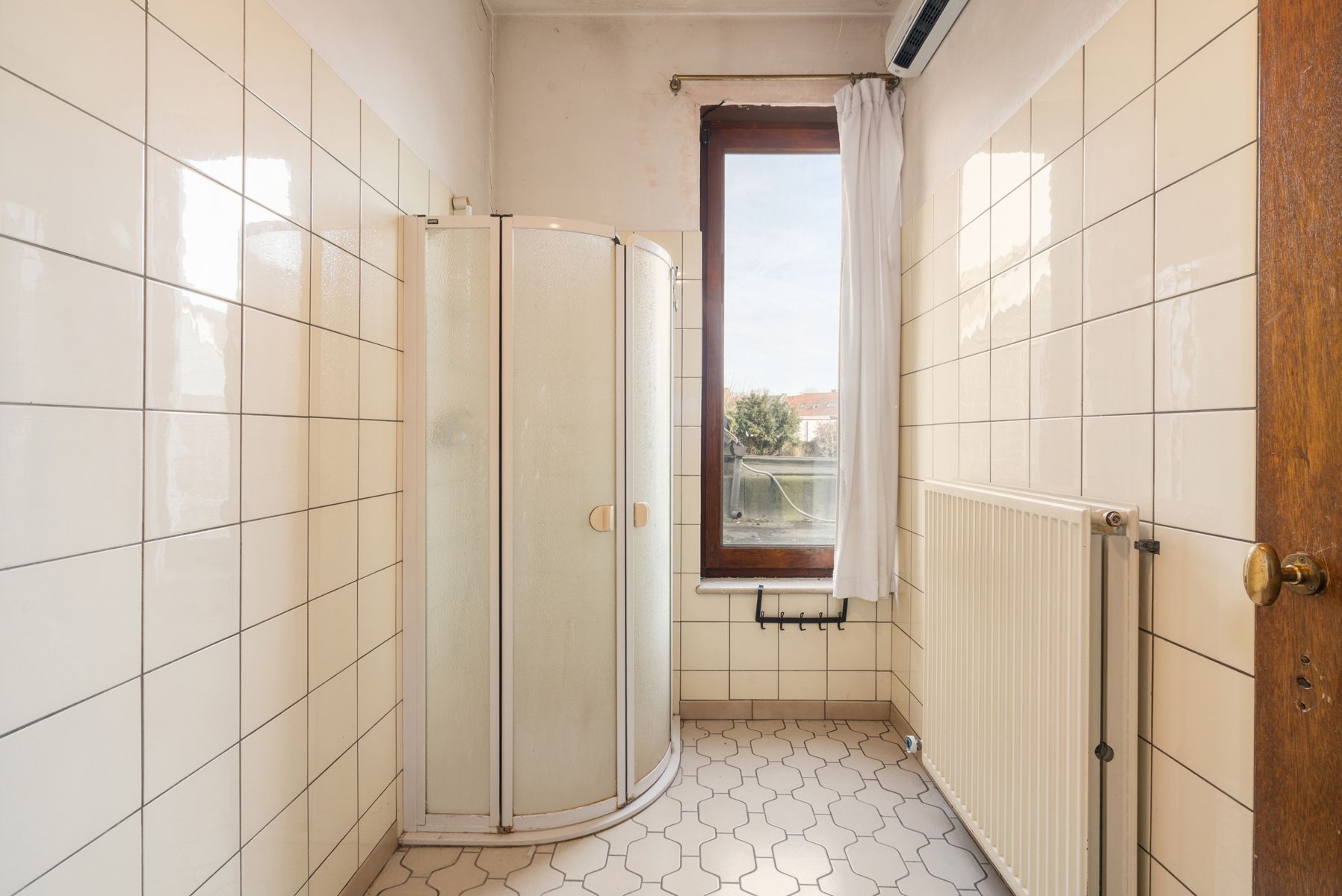 Te koop – Handelspand met uitzonderlijk ontwikkelingspotentieel (gemengd gebruik) foto 17