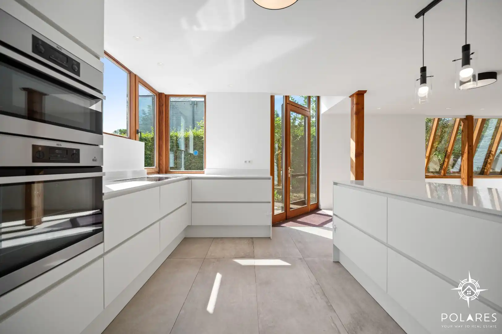Vrijstaande woning gelegen in een doodlopende straat foto 9