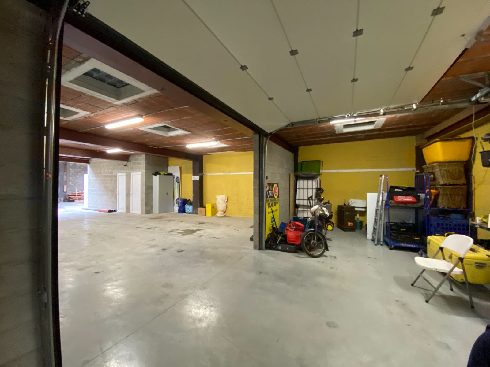Magazijn (108,8m²) te huur in Gent foto 9