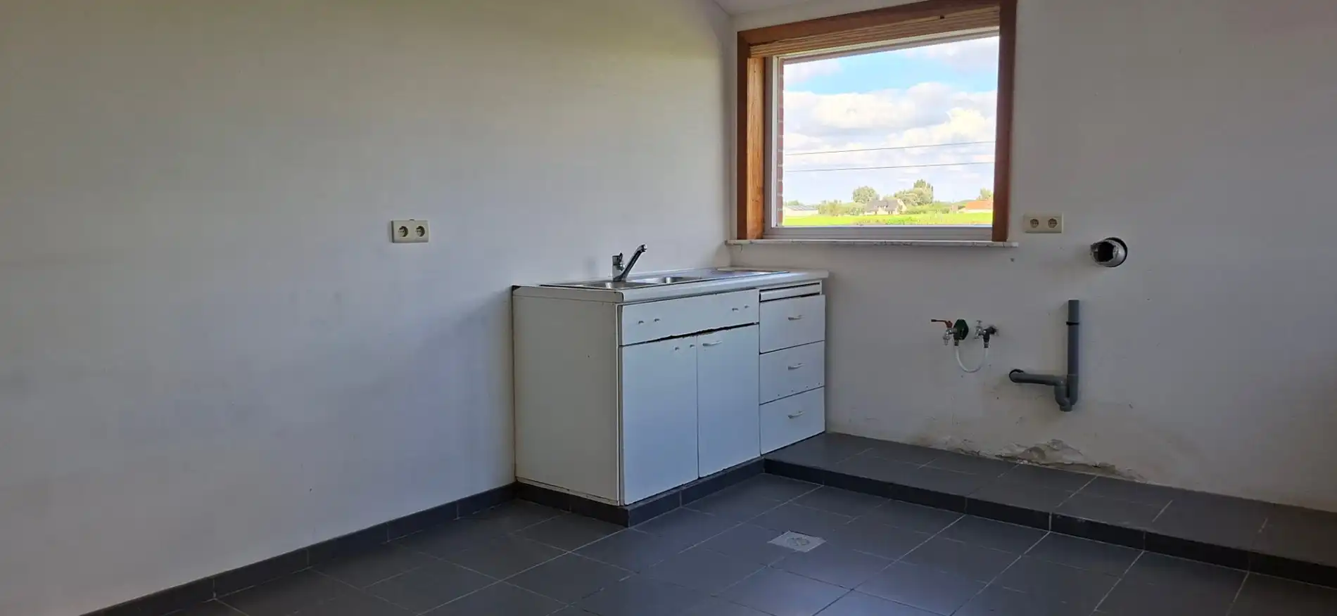 Ruime, landelijk gelegen woning met 3 slaapkamers en tal van mogelijkheden! foto 17