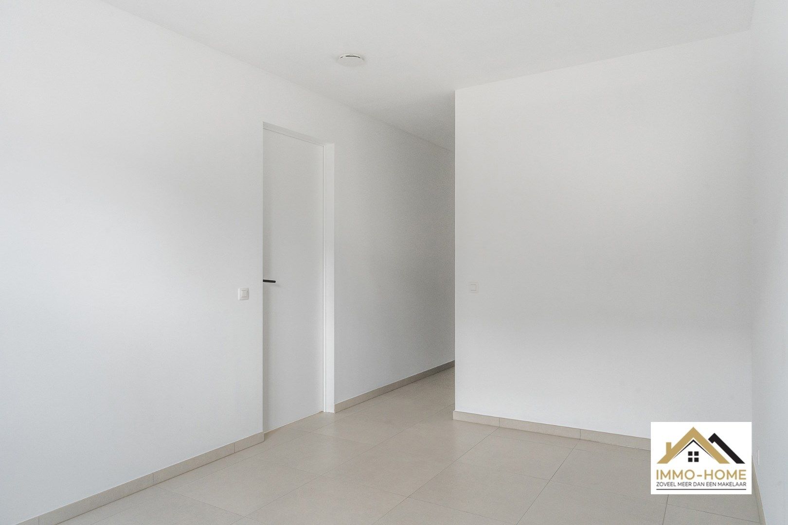 Modern gelijkvloers appartement!! foto 16