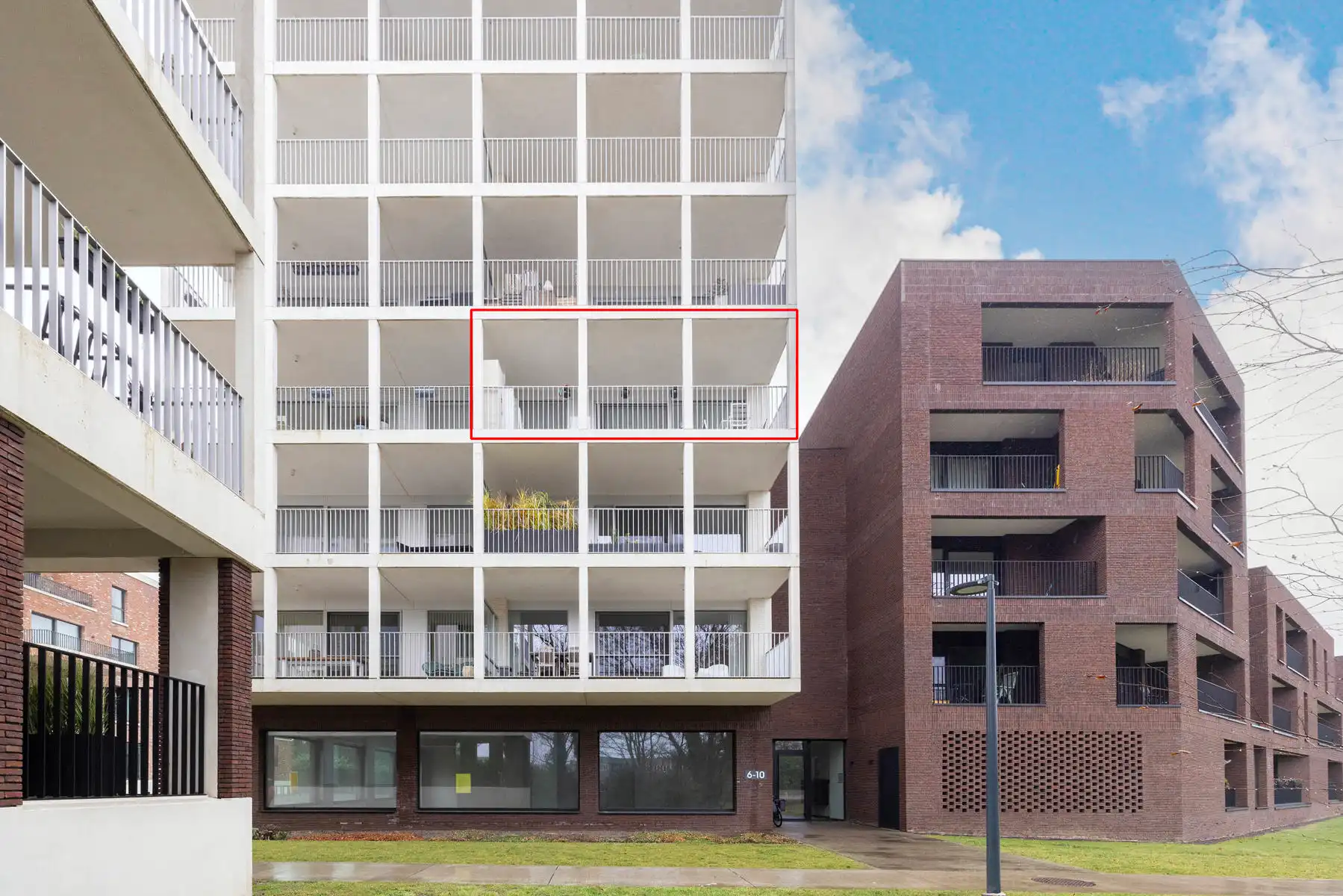 Appartement met 2 slpks, ruim terras en staanplaats te Herentals foto {{pictureIndex}}