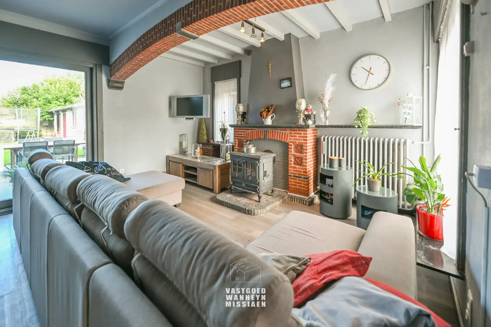 Ruime halfopen bebouwing met 3 slaapkamers op 401m2 foto 4