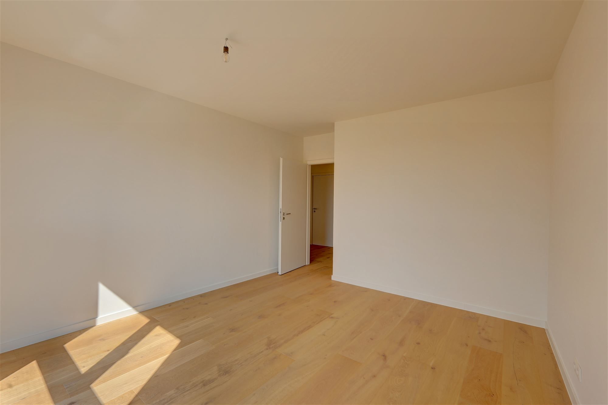 appartement met twee slaapkamers en ruim terras  foto 10