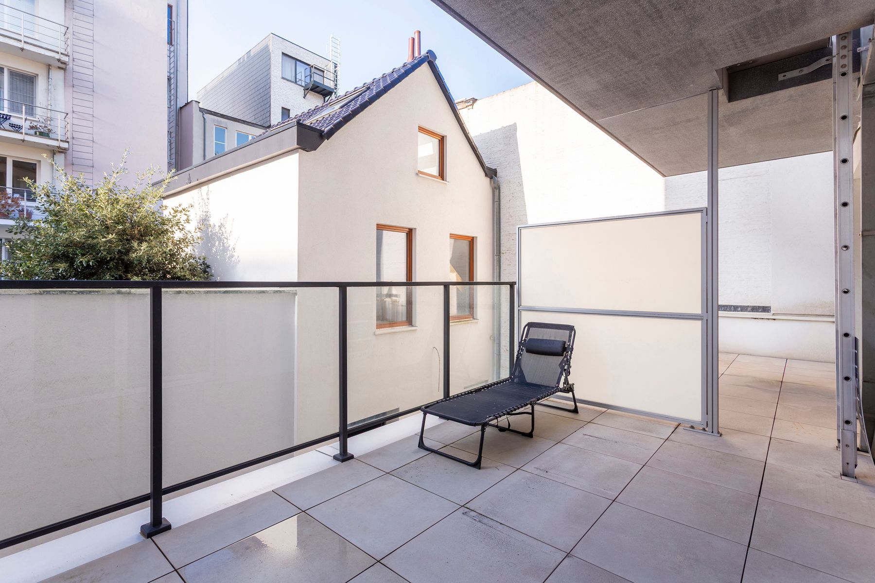 Modern 1 slpk appartement met zicht over het Verbindingsdok foto 7