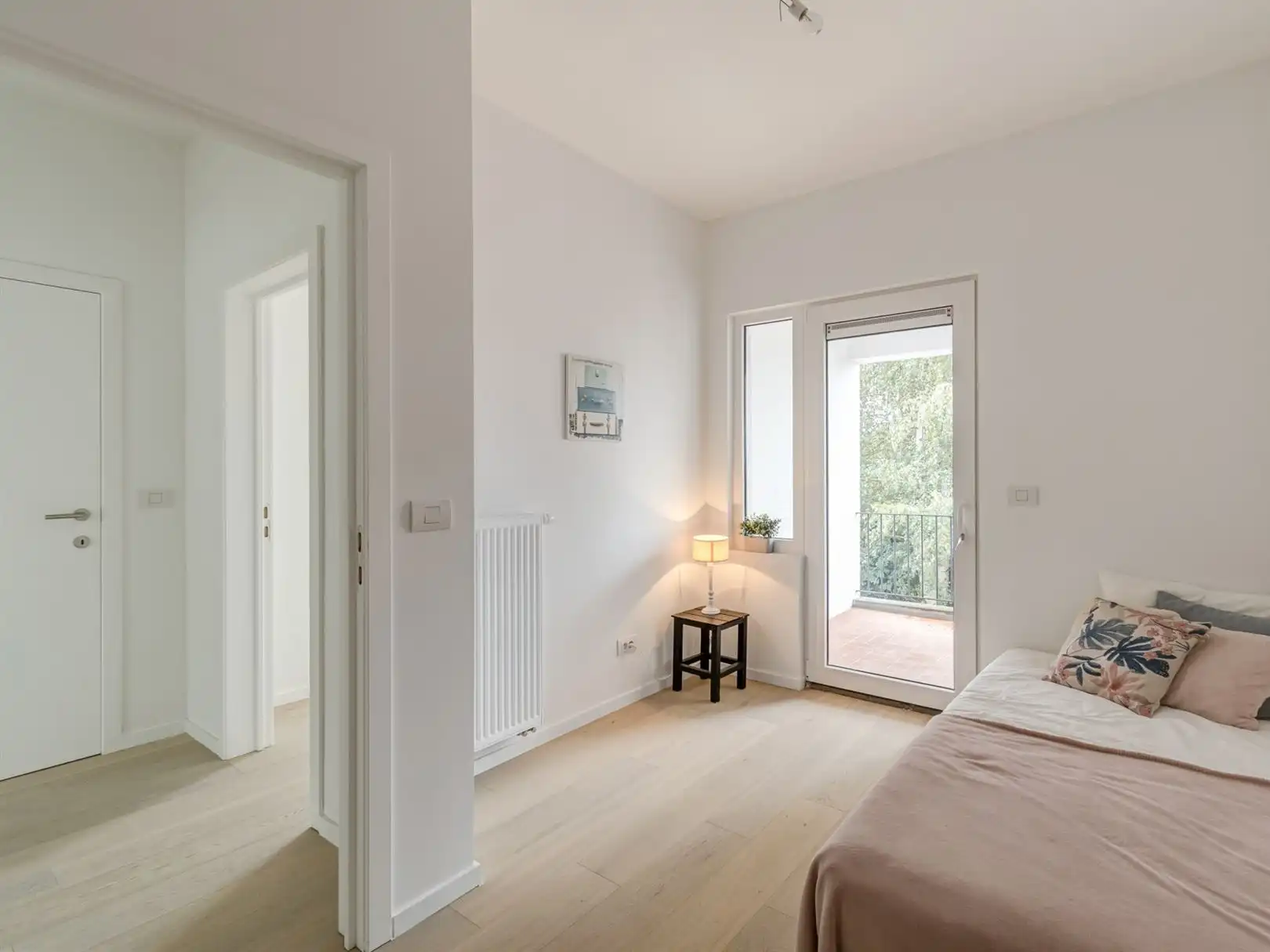 Licht en ruim 2-slaapkamerappartement met zuidwest georiënteerd terras.  foto 14