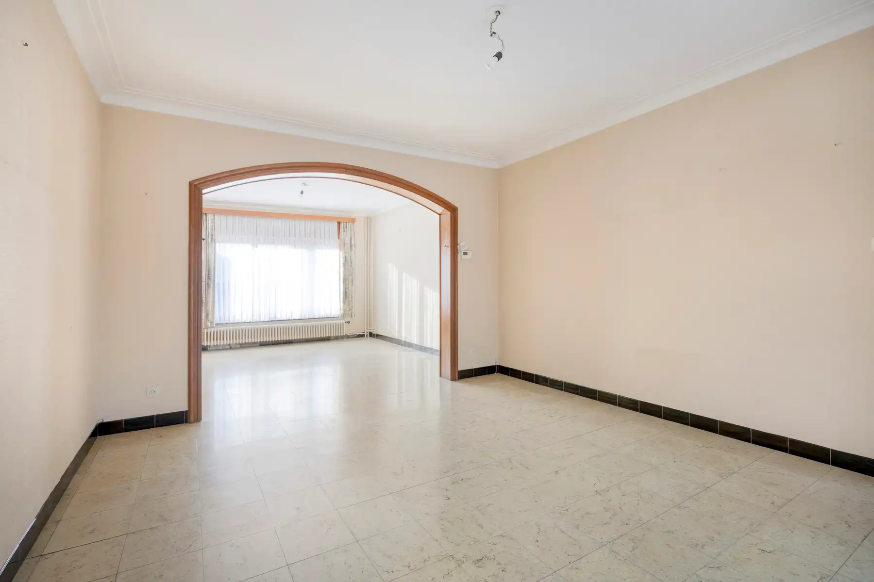 Ruime woning op een perceel van 14are 67ca op een topligging in Groot-Bijgaarden! foto 7