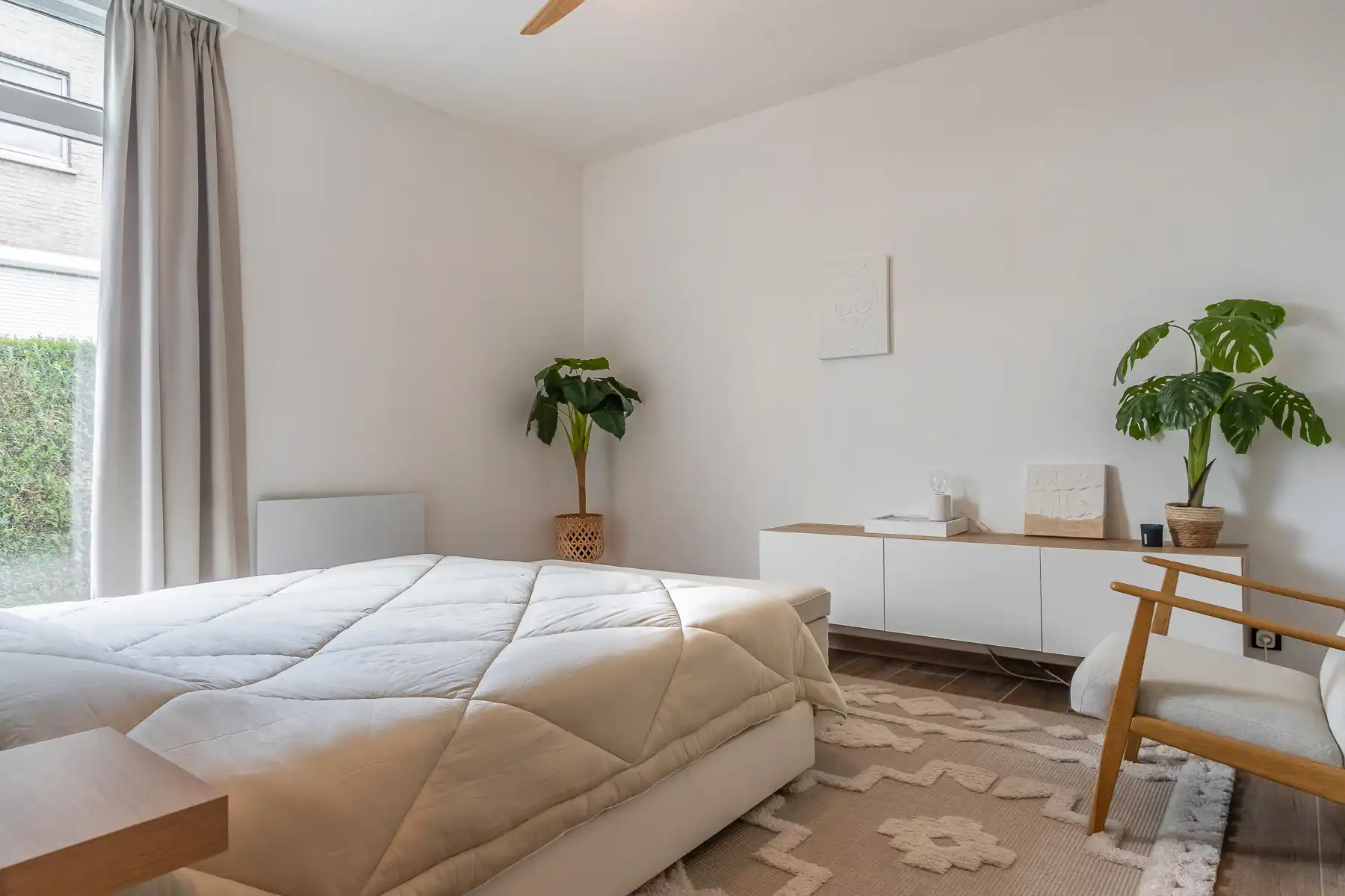 Gerenoveerde en instapklare gelijkvloers woning met 3 slaapkamers en garage  foto 19