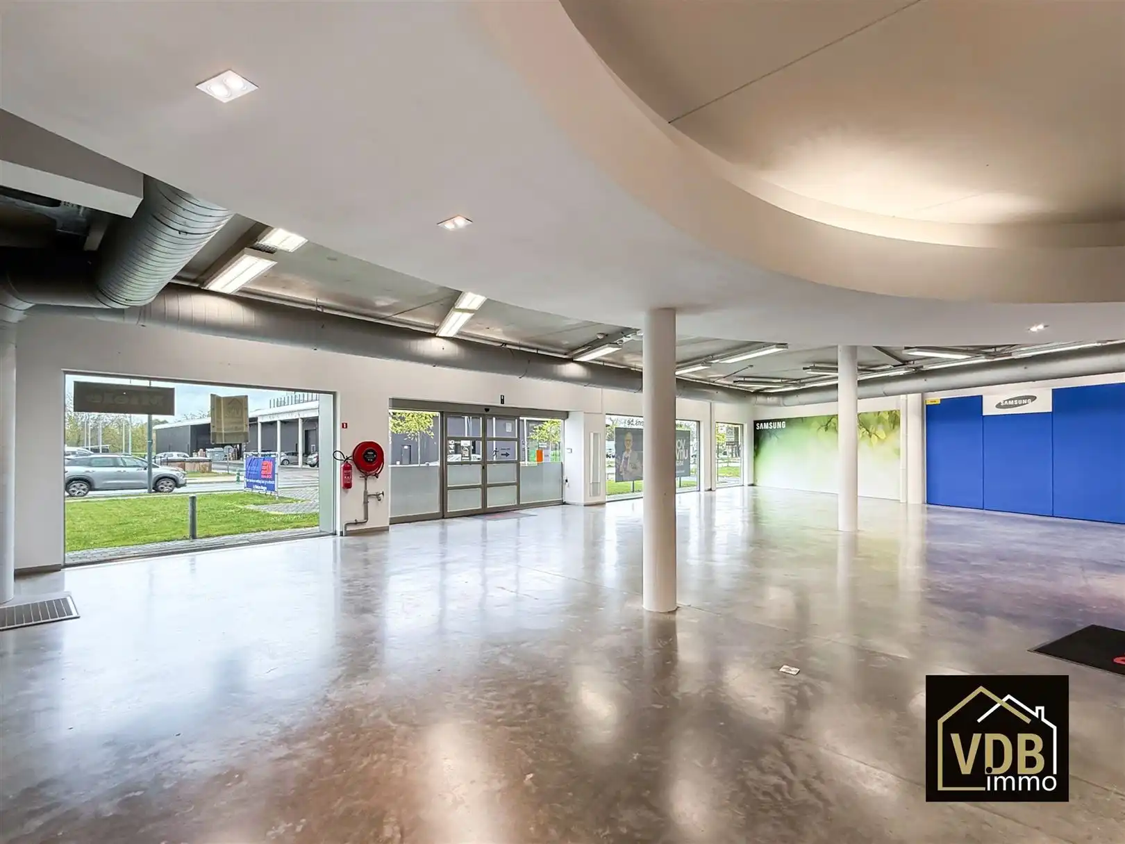 Commercieel pand op TOP locatie foto 9