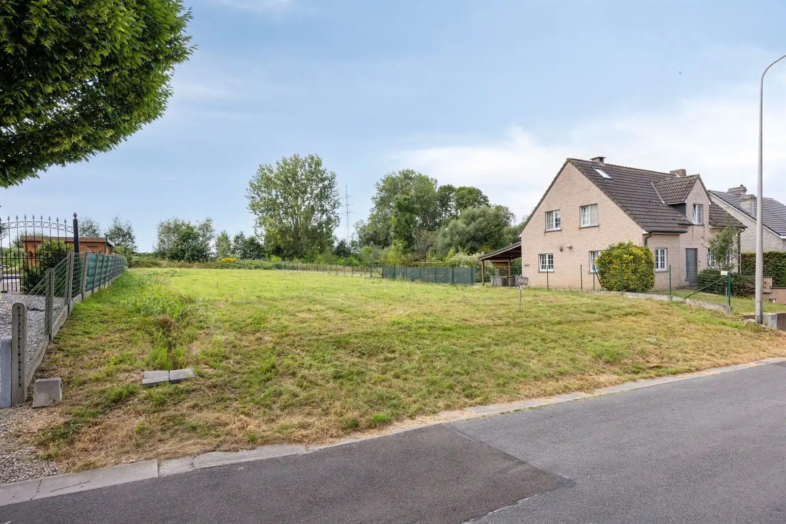 Bouwgrond voor open bebouwing te koop foto 4