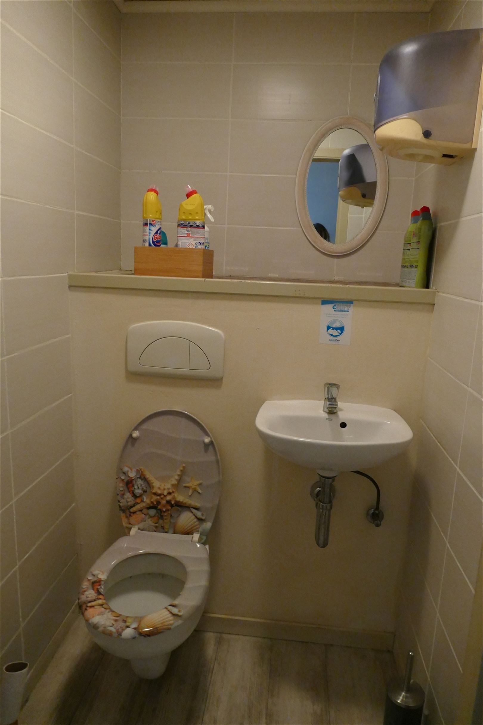 Te koop: Handelspand met Duplex Appartement – Ideale Investe foto 18