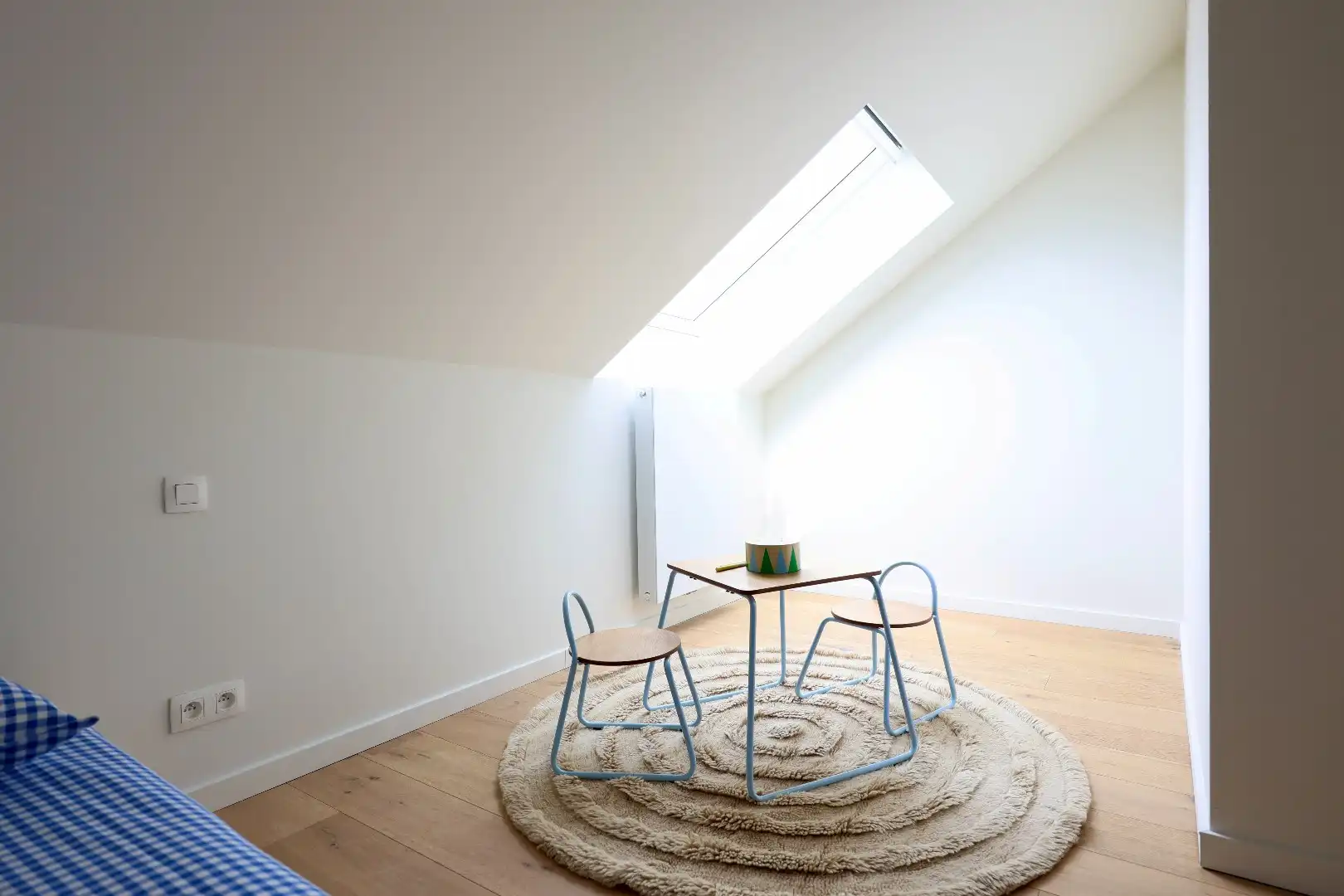 Lichtrijk dakappartement - 2 slaapkamers - ondergrondse parking foto 16