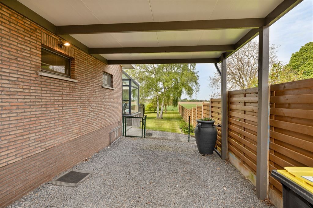 Instapklare villa met mooi uitzicht foto 23