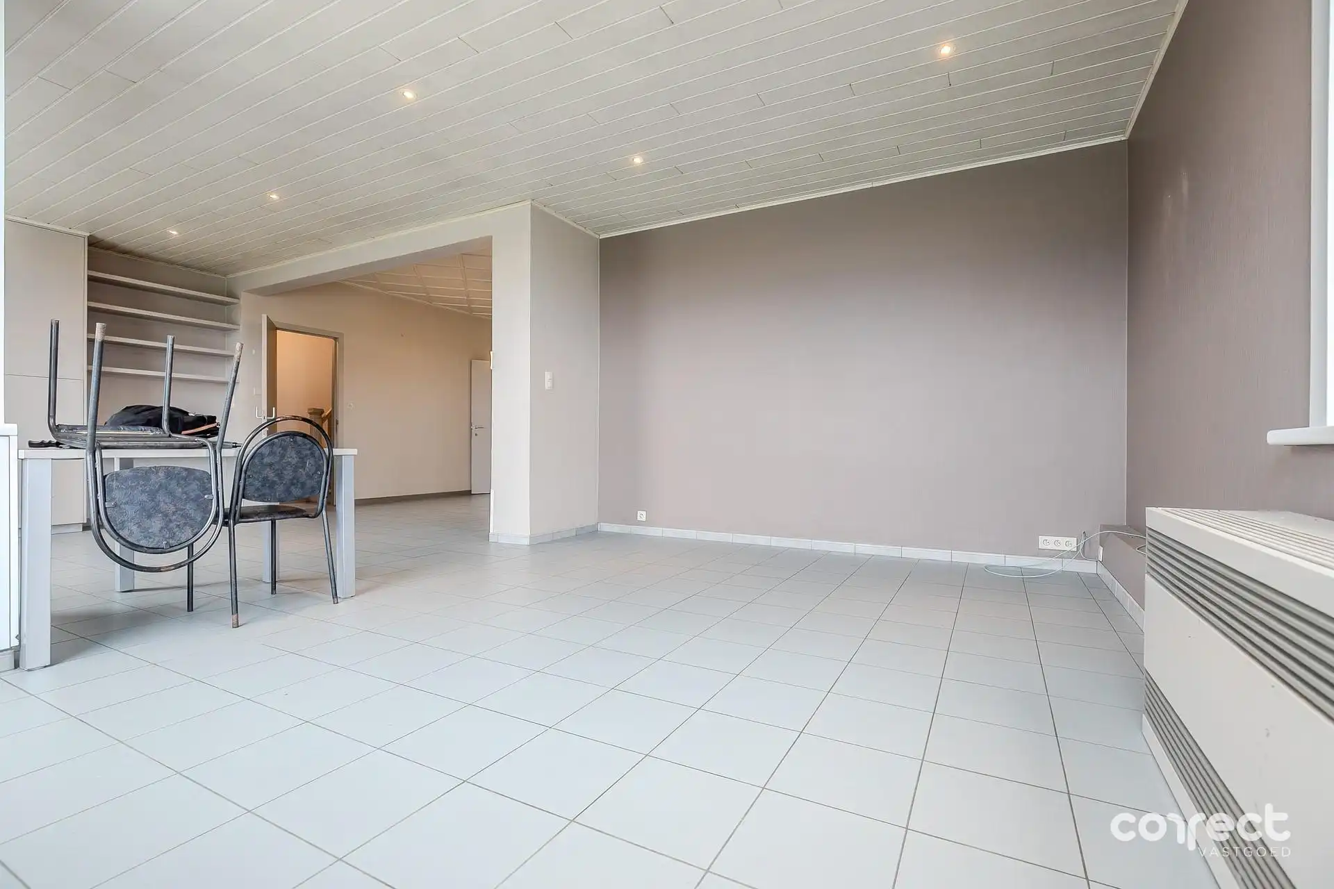 Ruime woning met horeca in Staden. foto 8