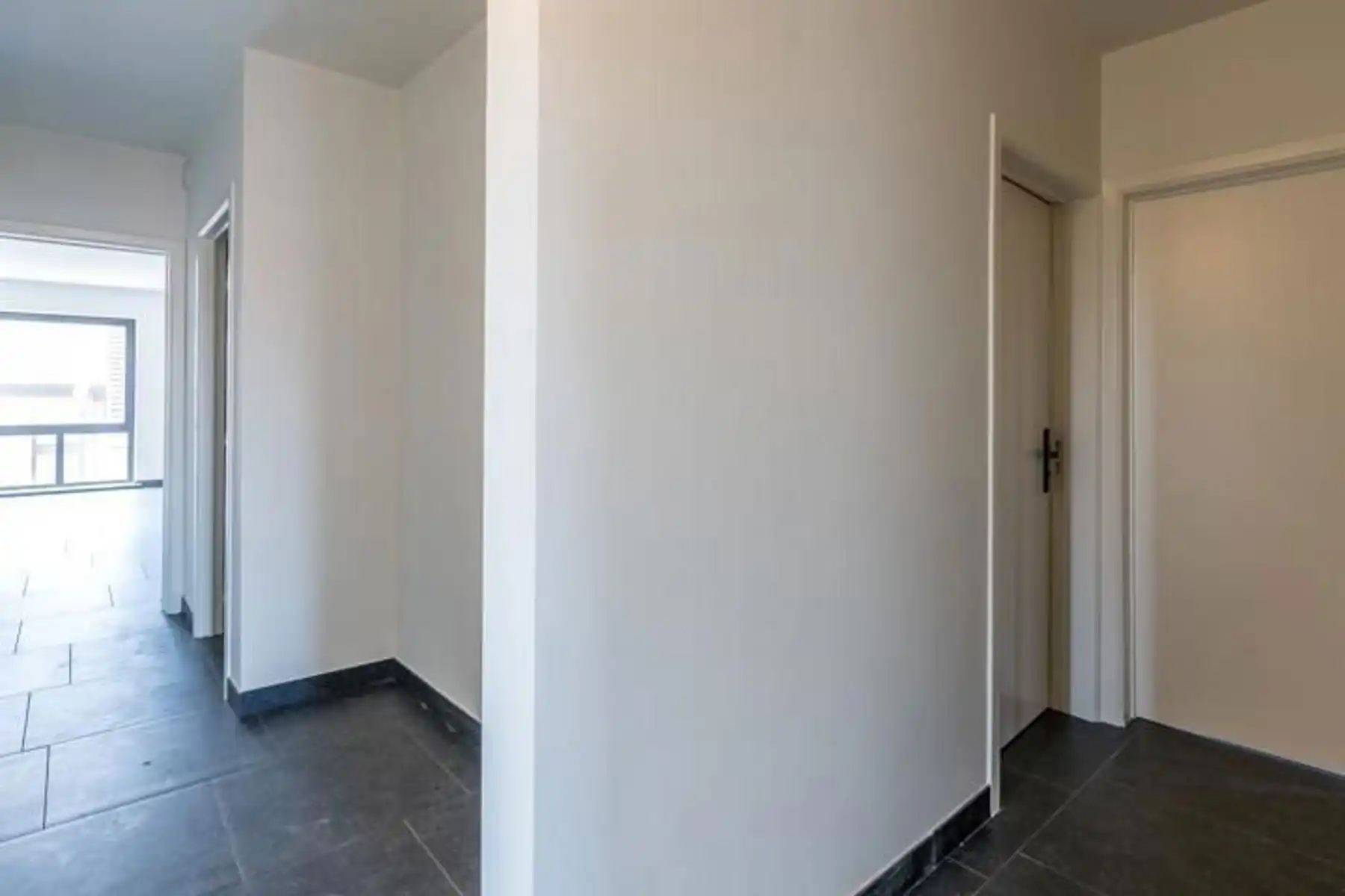 Instapklaar appartement met 2slpk. in rustige omgeving. foto 3
