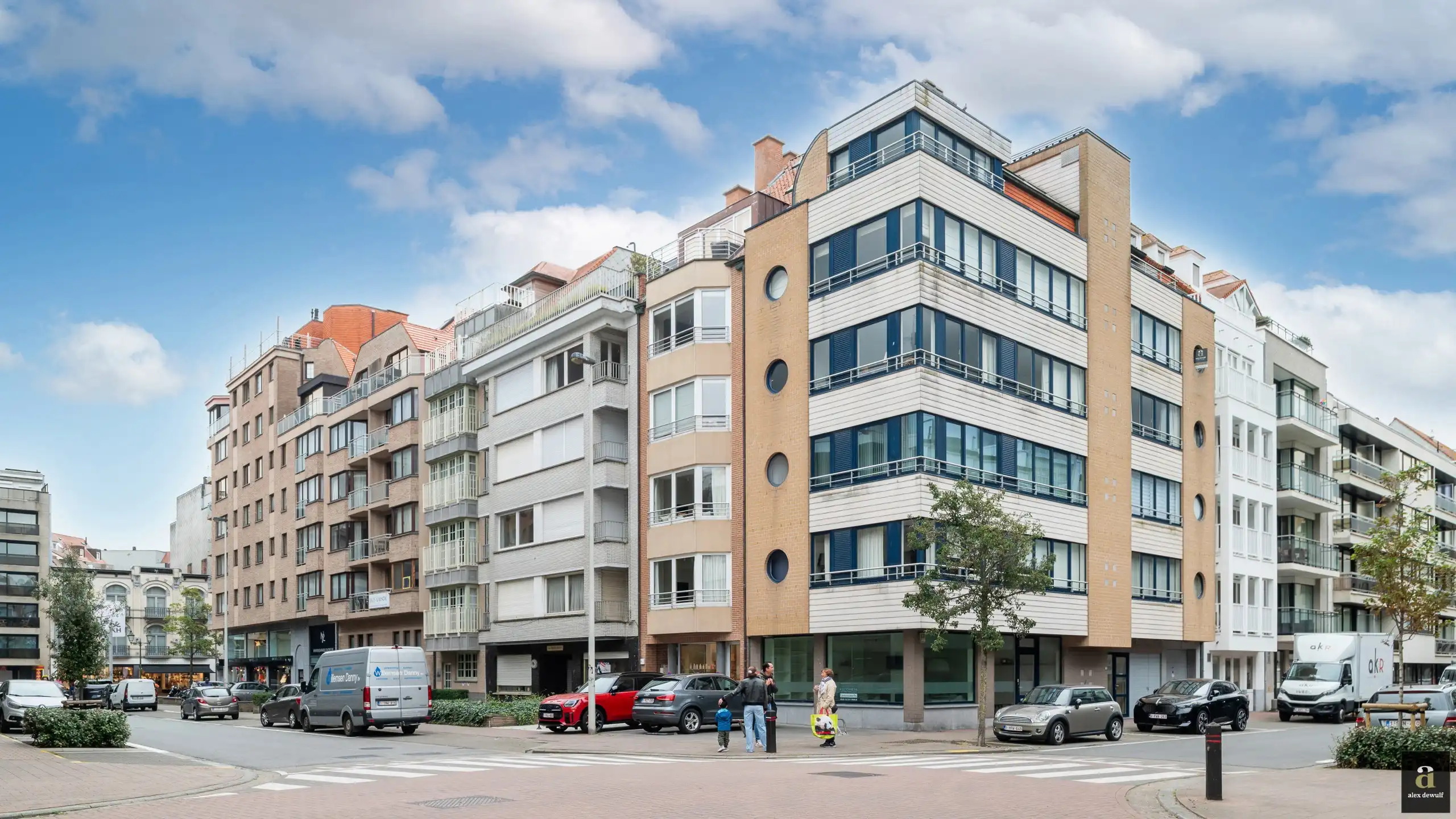 Instapklaar duplexappartement met 3 slaapkamers en terrassen. foto 22