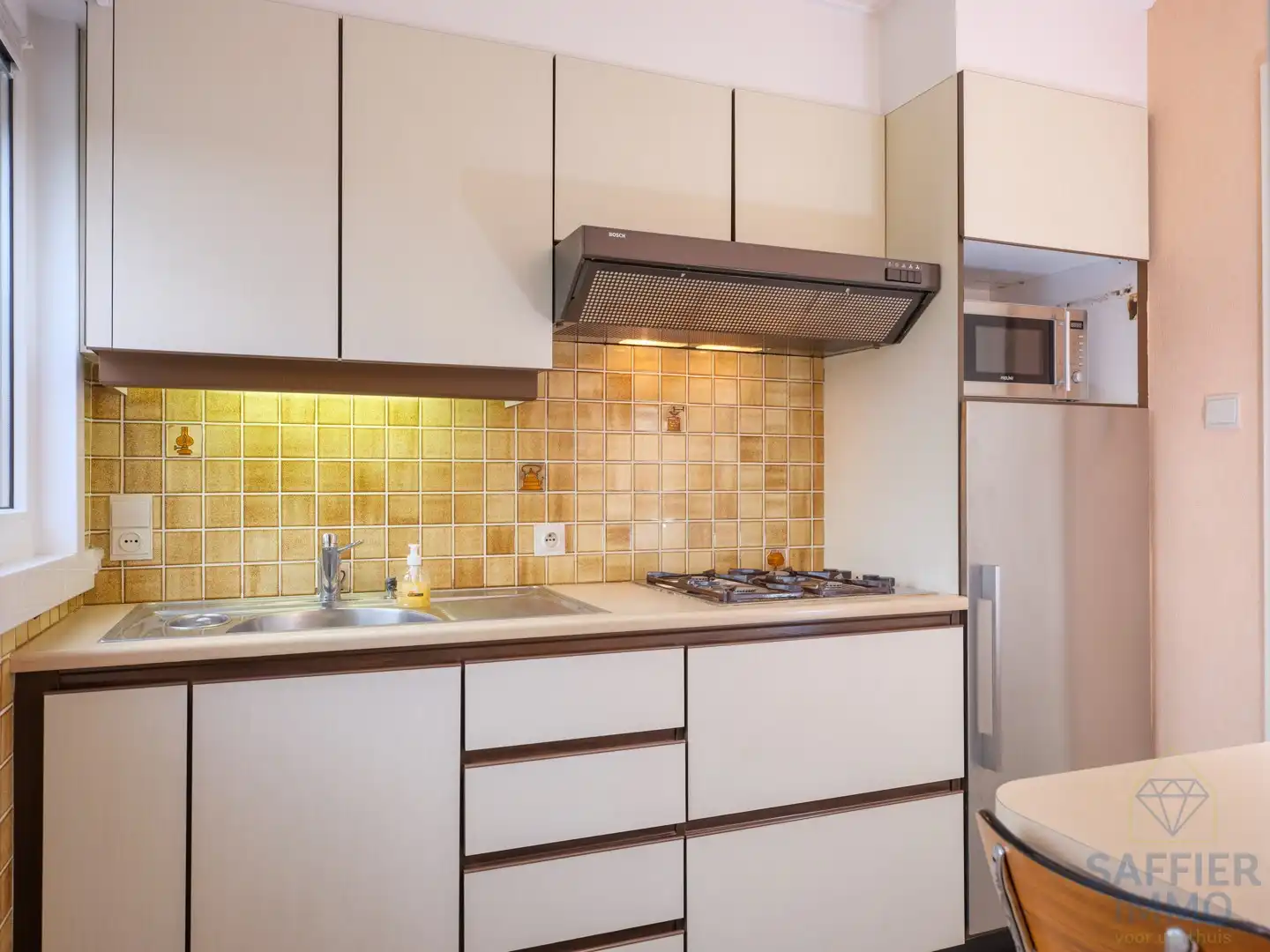 Te ontdekken in hartje Ingelmunster: ruime woning met 4 slaapkamers, zuidgerichte tuin én uitweg achteraan foto 5