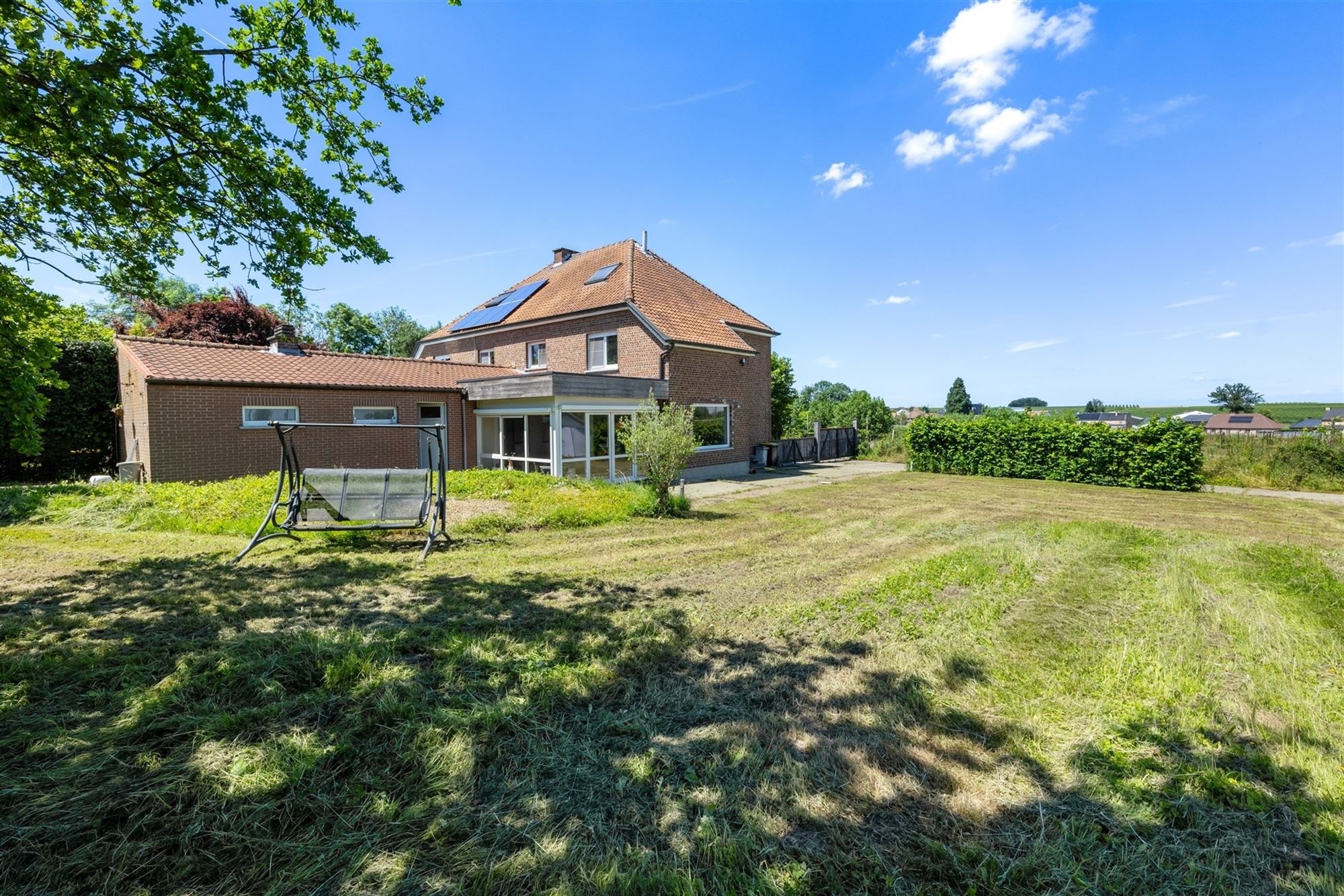 WONING MET VEEL POTENTIEEL OP EEN PERCEEL GROND VAN 35A EN DE MOGELIJKHEID TOT HET BIJKOPEN VAN BIJNA 2HA WEI foto 13