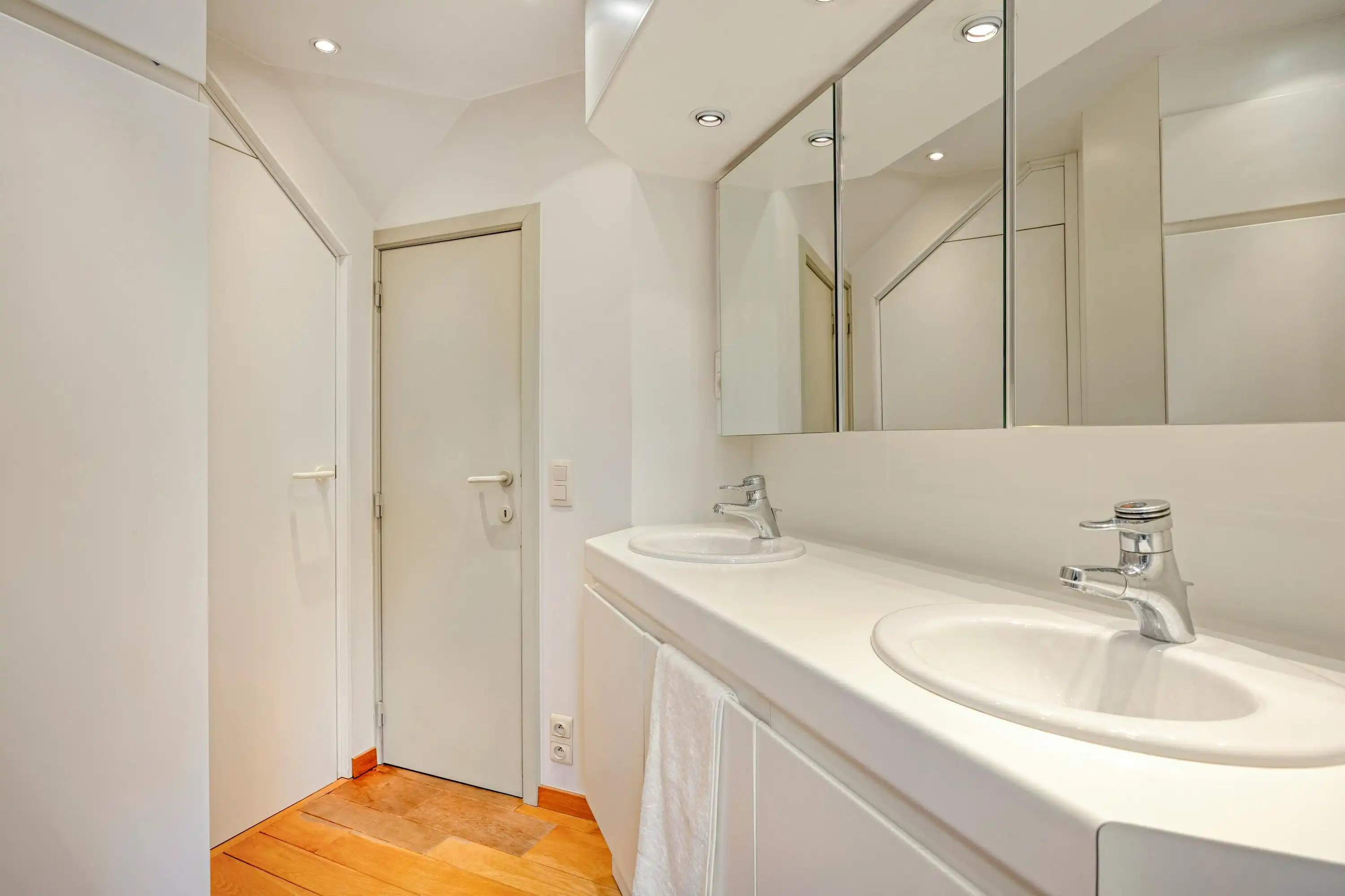 Prachtig Landhuis (326m²) met Bijgebouwen tussen Brussel en Dendermonde foto 25