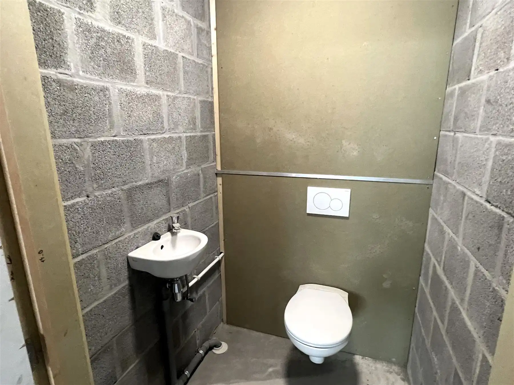 
Ruim en veelzijdig commercieel pand met 507m² aan mogelijkheden foto 5