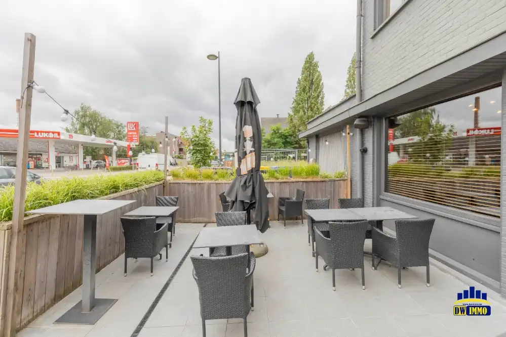 Overname: Gezellig restaurant “Boname” in Harelbeke foto 2