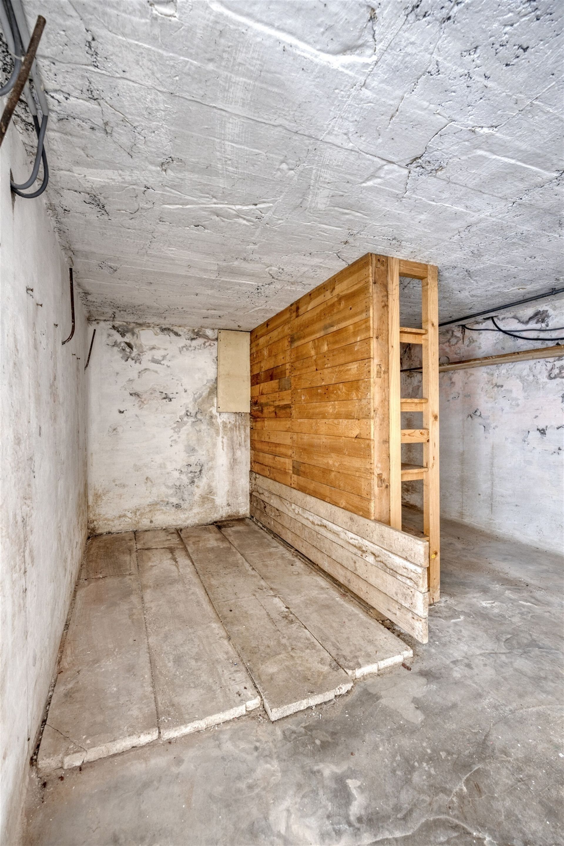 Te renoveren woning in centrum Mollem foto 23