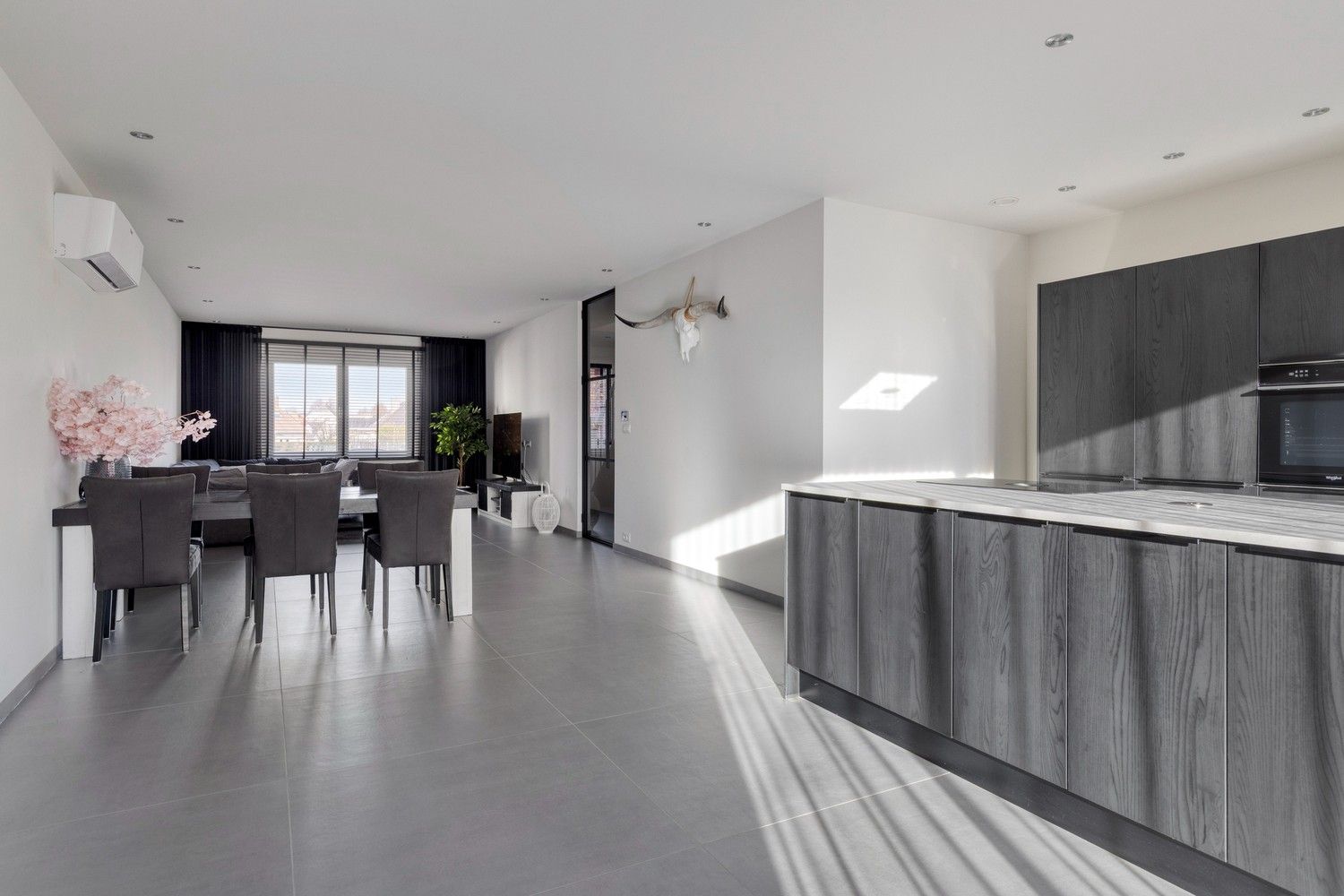 Instapklare open bebouwing op een rustige ligging in Lanaken foto {{pictureIndex}}