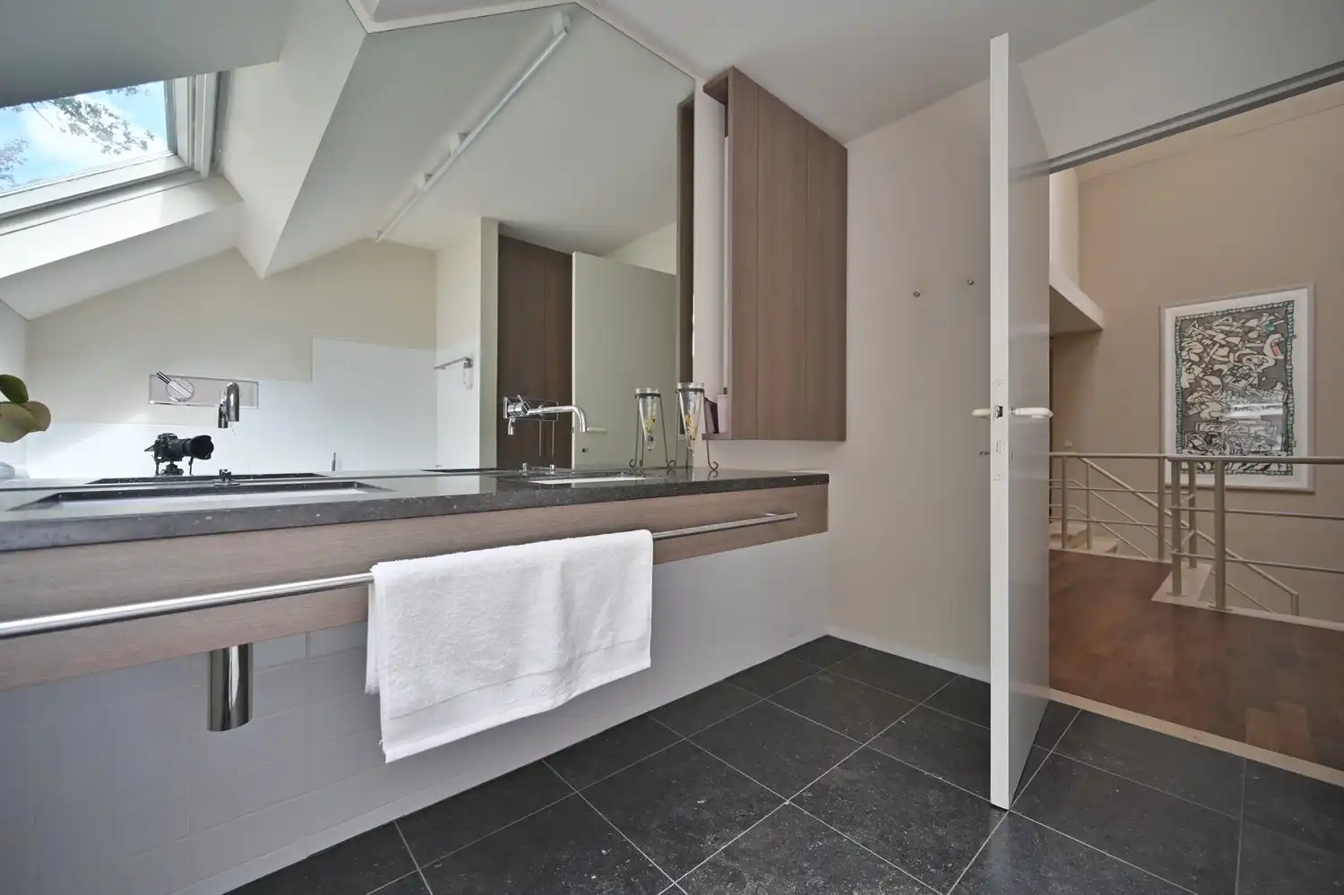 Wonen & Werken: Royale woning met aparte ruime praktijk in een groene, bereikbare omgeving te Zutendaal foto 19