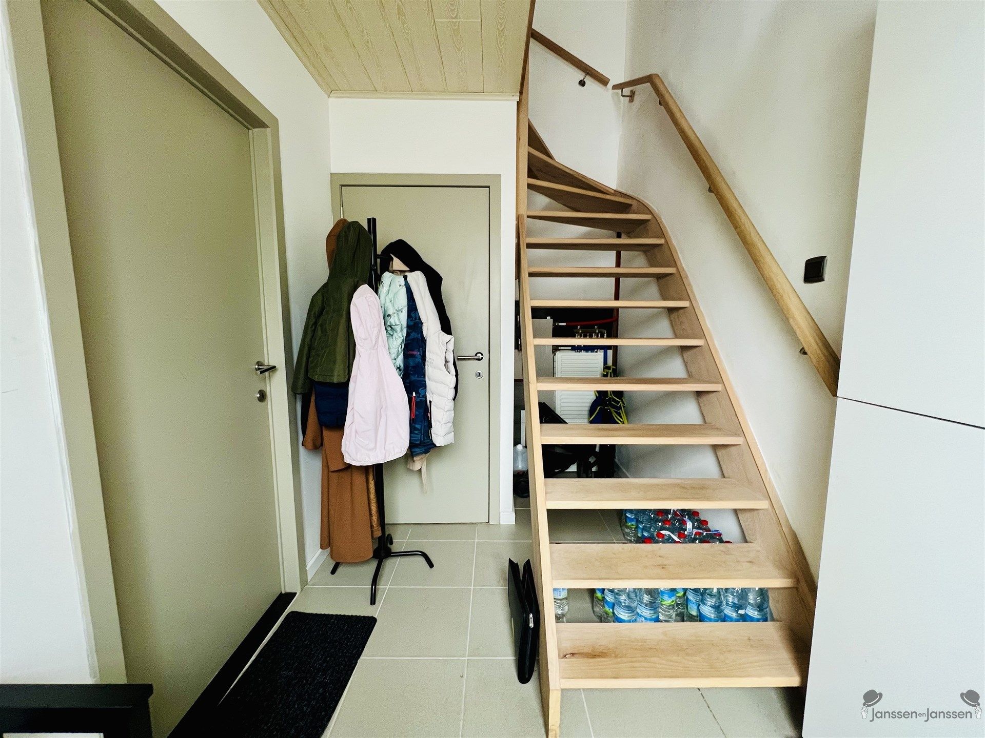 HOB met 2 slaapkamers foto 15