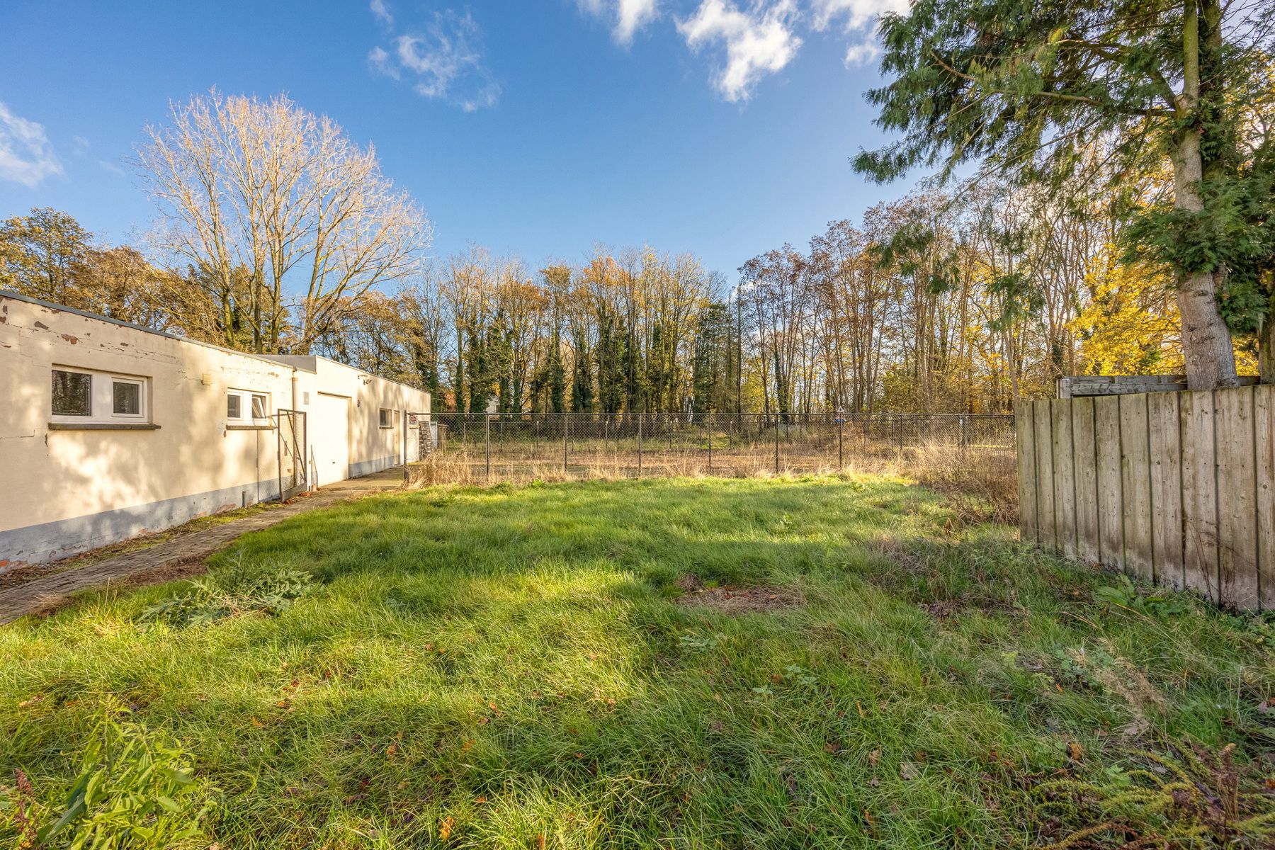 2 Woningen en opslagruimte op ca 2.525m². foto 17