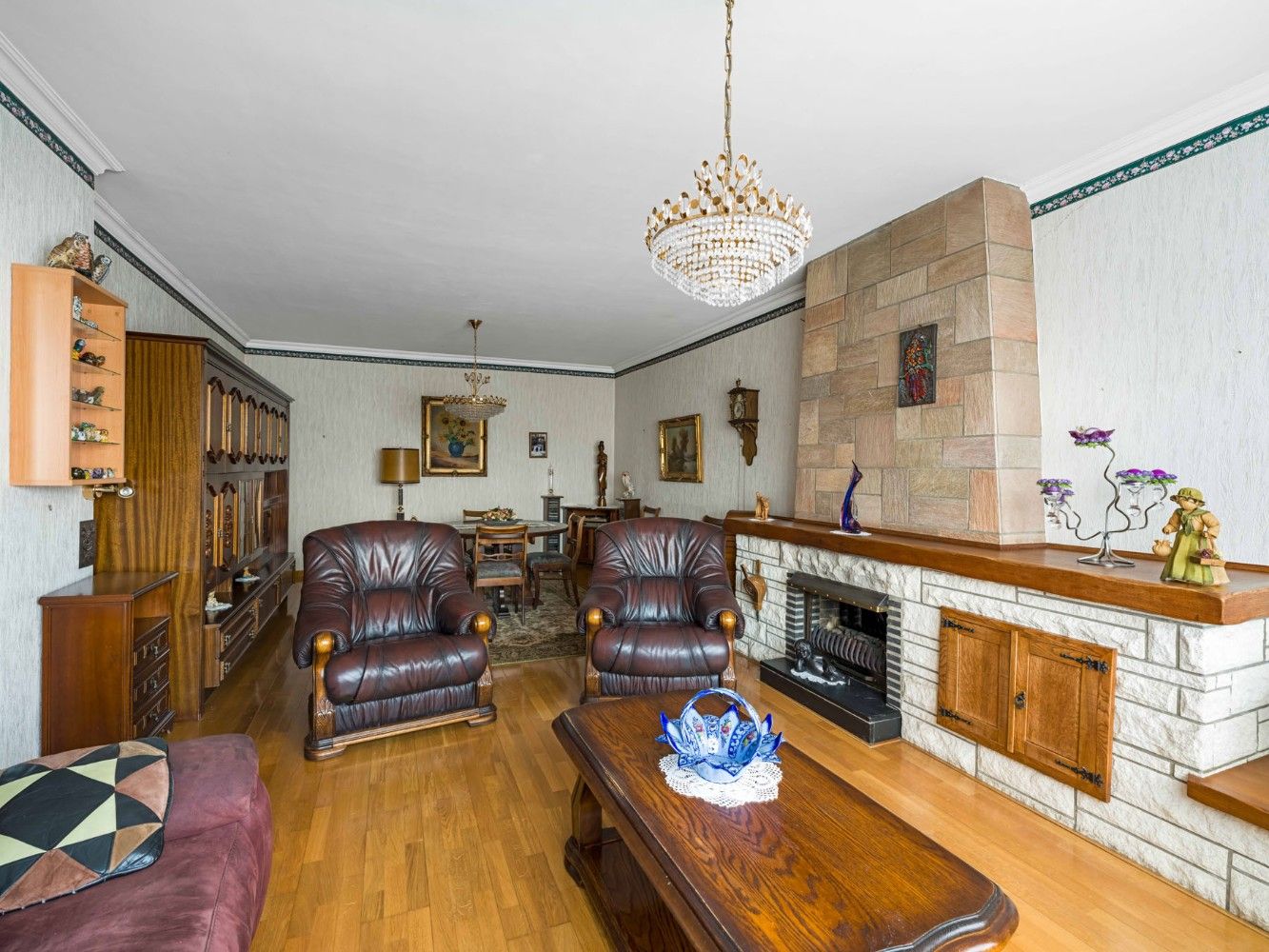 Keurig, instapklaar app. op 2e verd. met 2 slpk., terras en garage foto 8